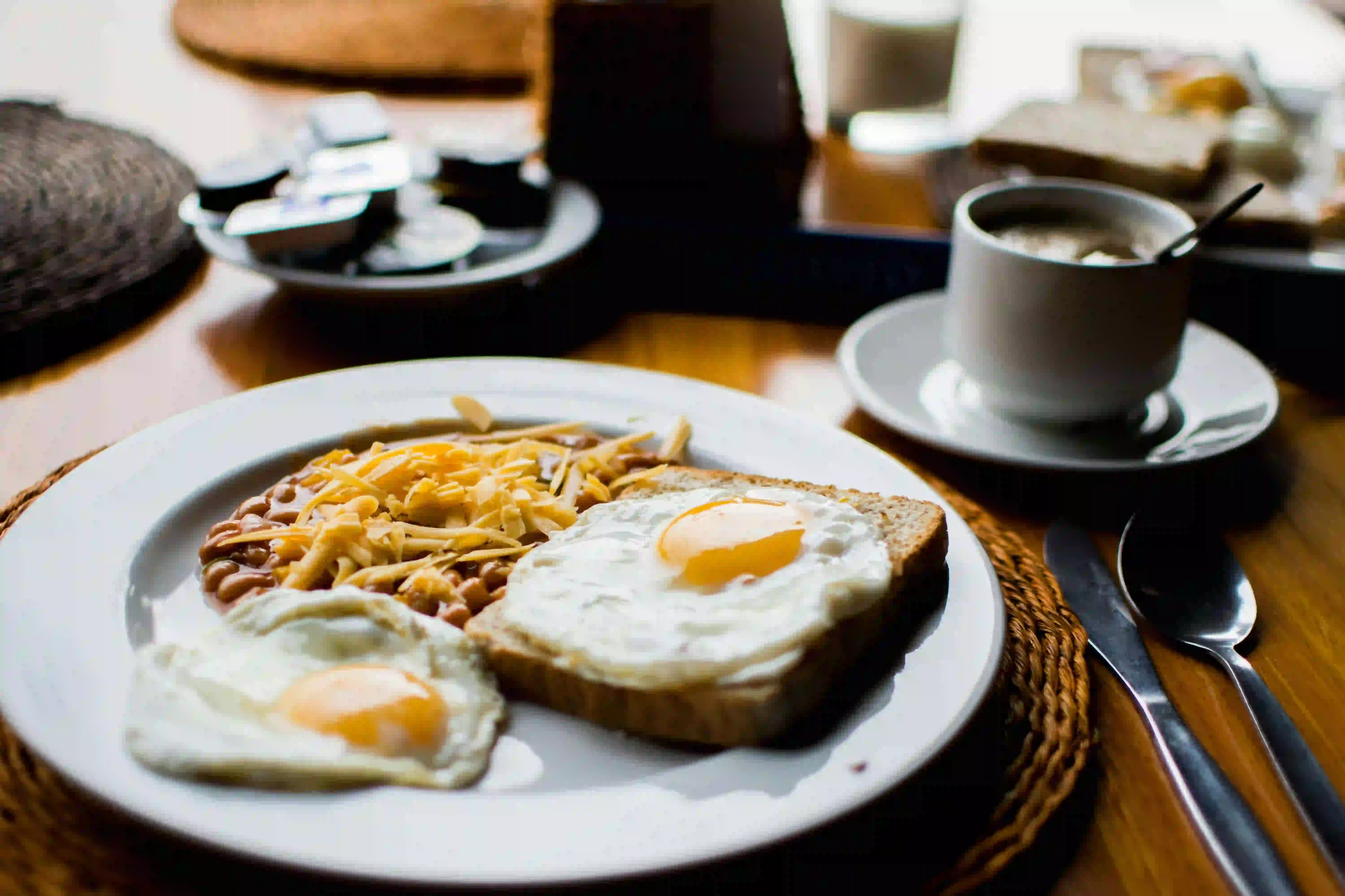 Better to Skip Breakfast or Dinner in Intermittent Fasting?